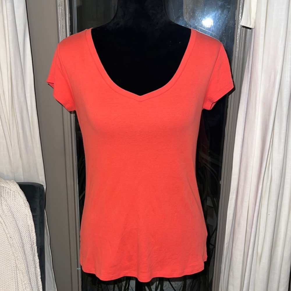 Liz Claiborne orange shortsleeve women’s shirt casual top Small - Picture 1 of 8